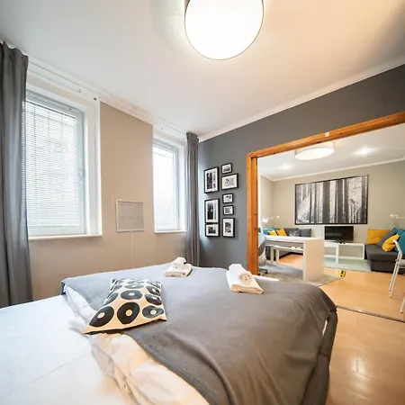 Lovely Flat By The Castle For 4ppl Apartman